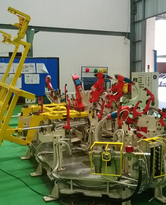 Automation 2 Robot Handling